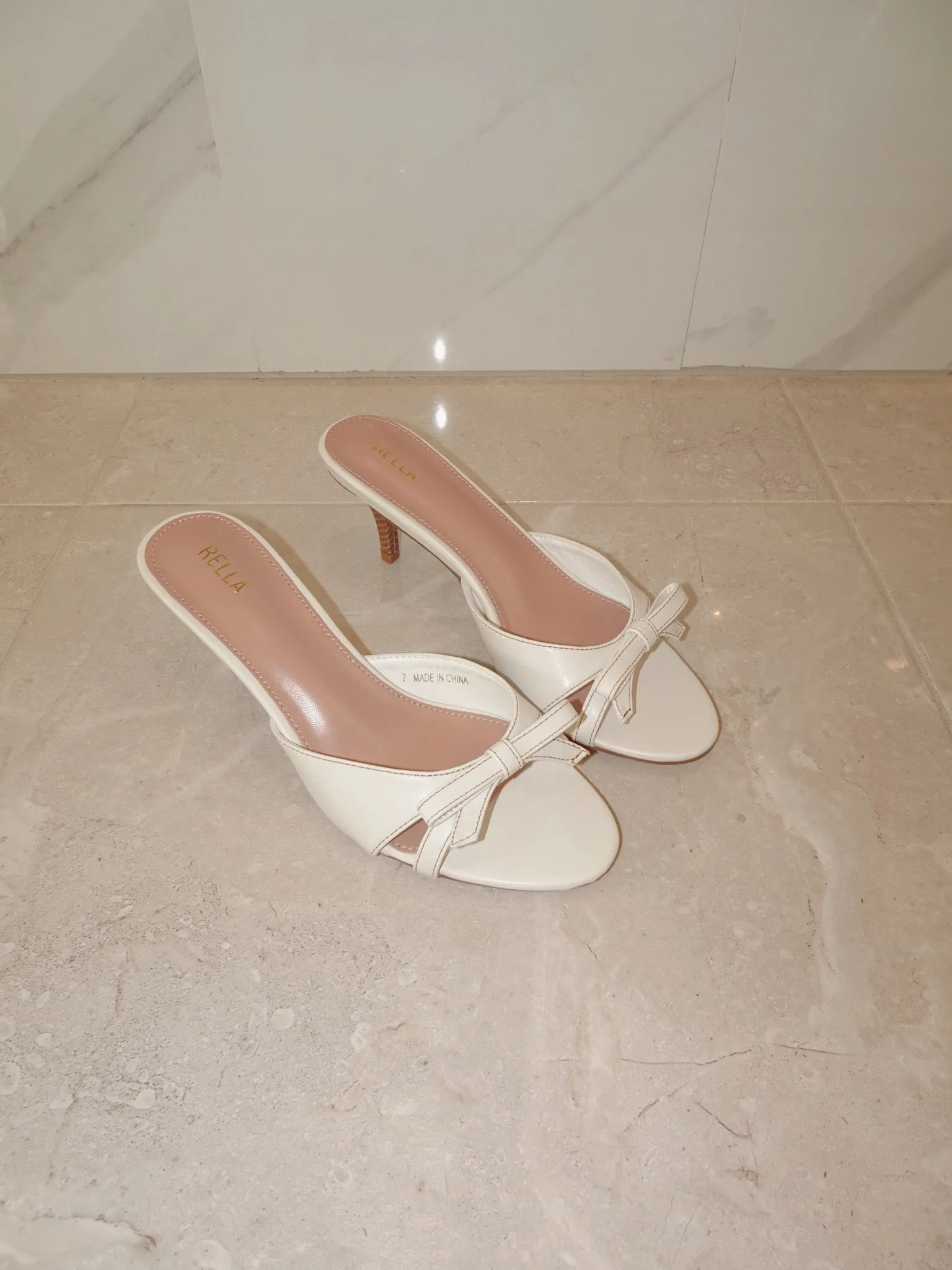 Delia Bow Heel - White