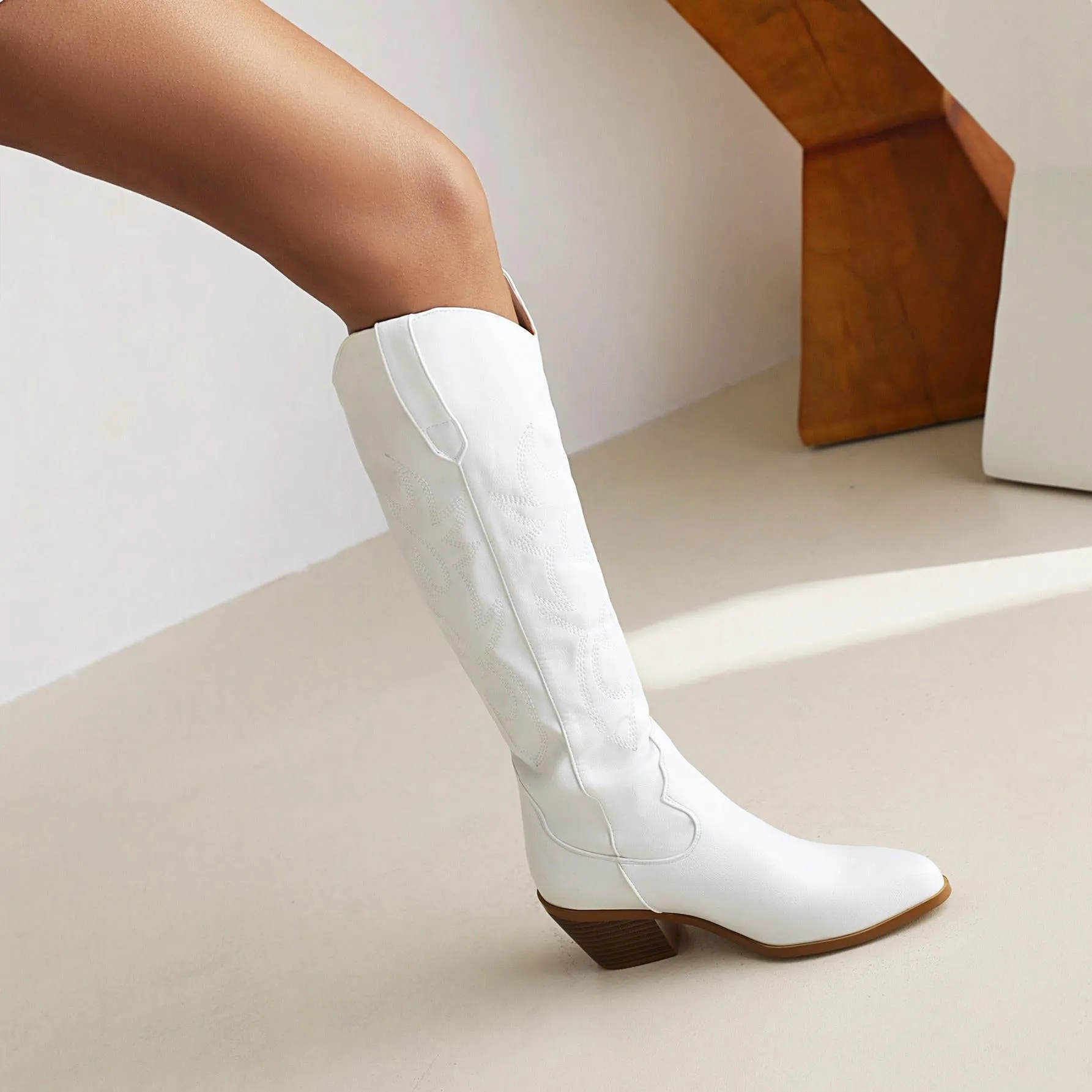 elveswallet Embroidered Western Cowboy Knee-High Boots