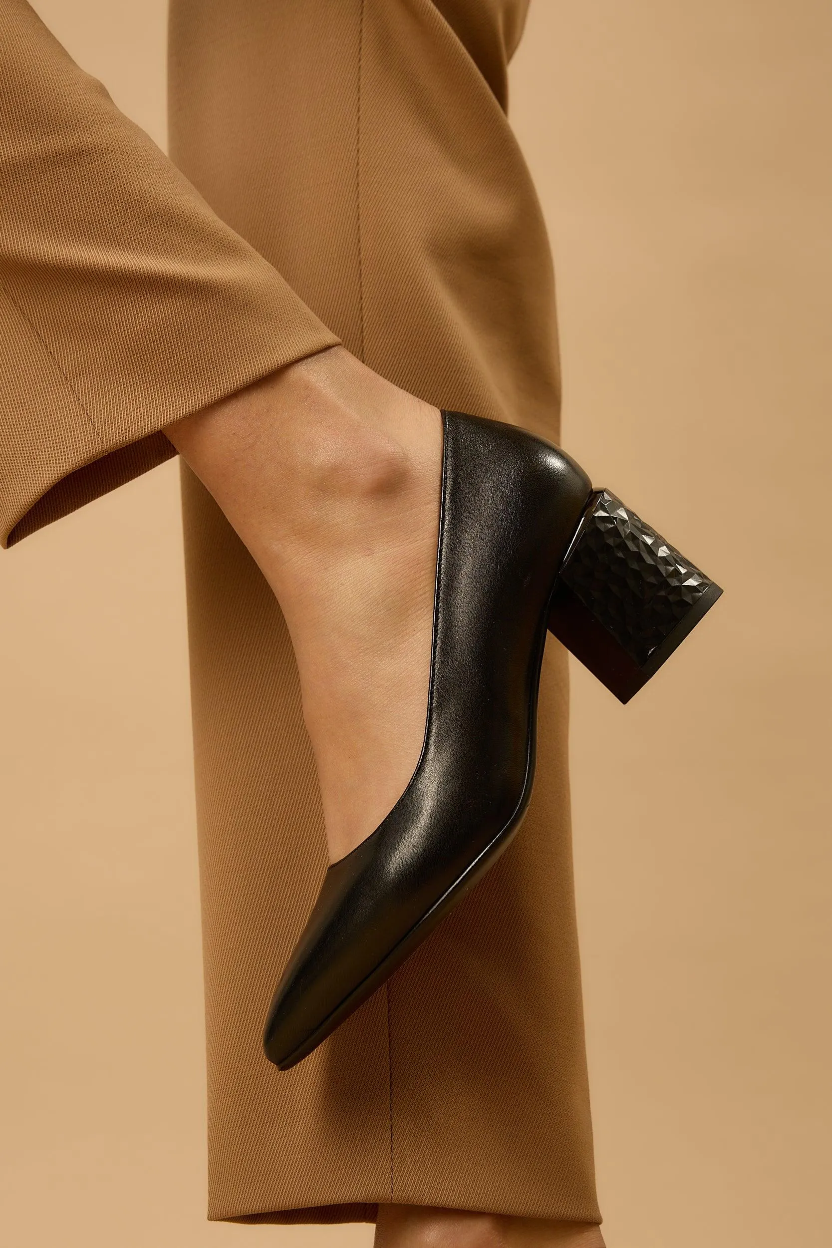 Femina Black