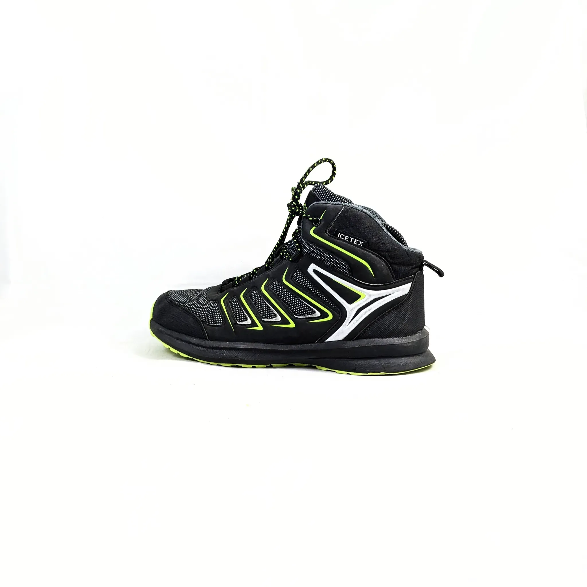 IceTex Black Boots