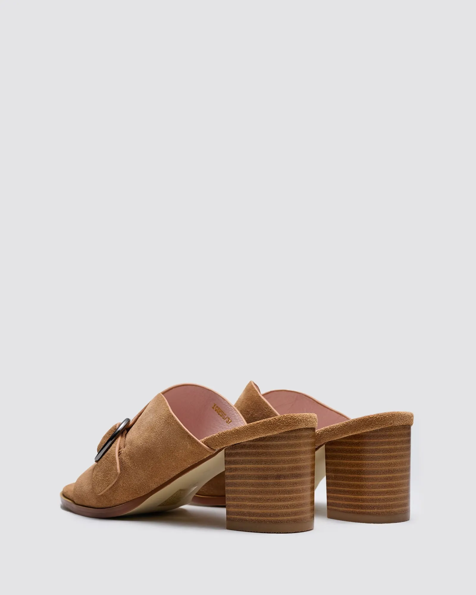IGUESS MULE HEELS TAN SUEDE