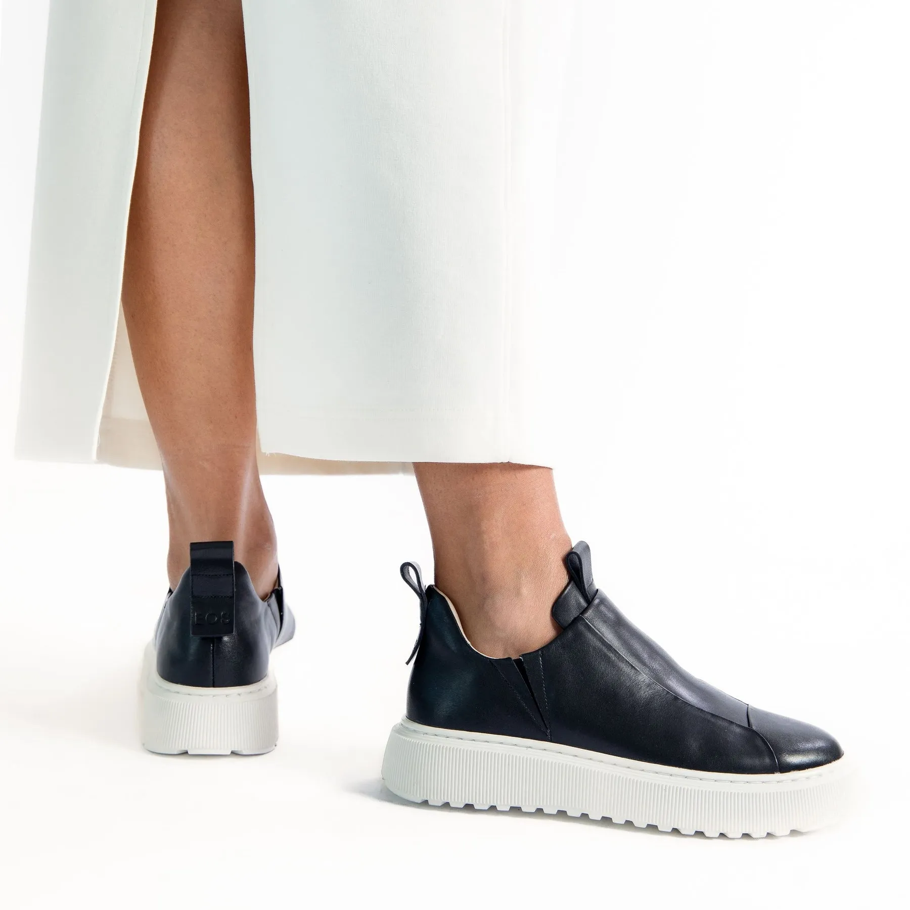 LAELIE LEATHER SNEAKERS