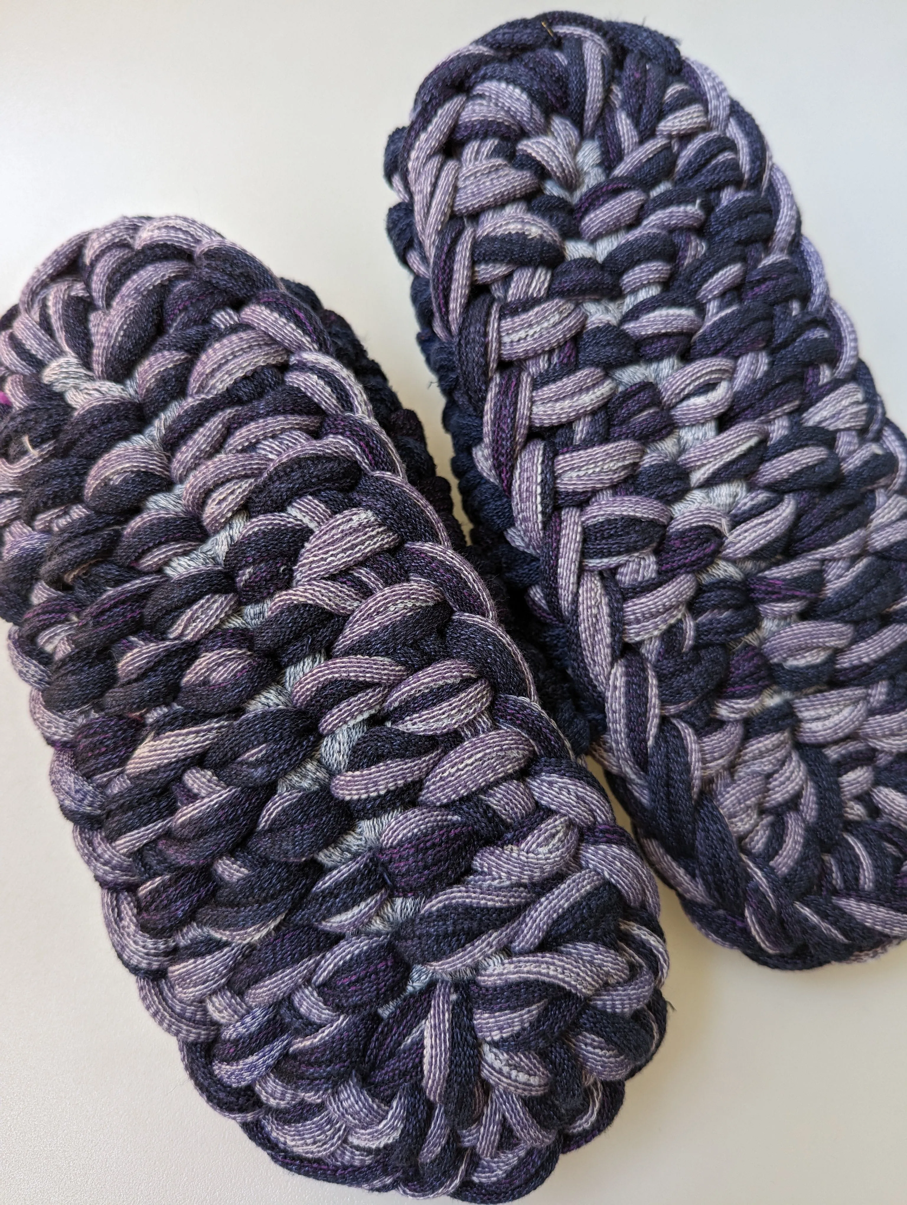 Large | Knit up-cycle slippers 2023-L22 [Large]